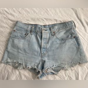 Levi vintage 501 denim shorts